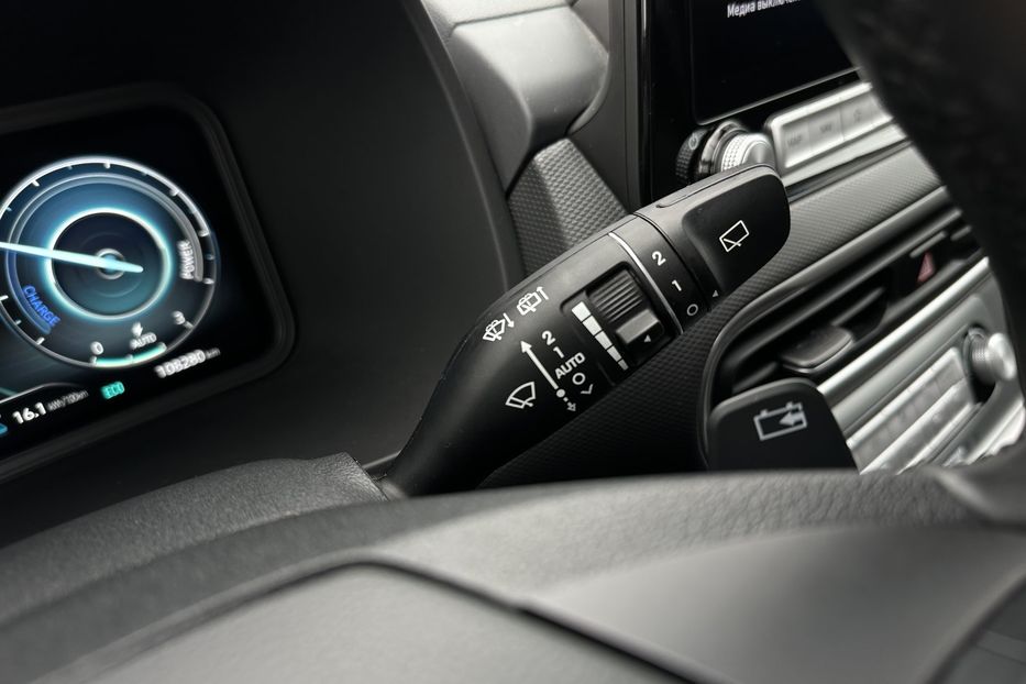 Продам Hyundai Kona 64кВтСліпізониПдгрівсиднькерма 2022 года в Львове