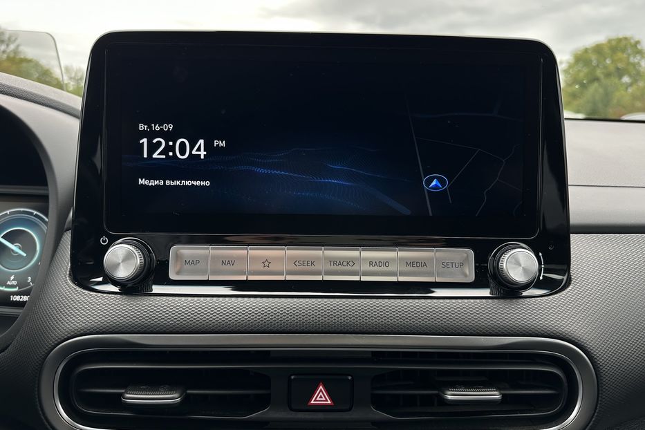Продам Hyundai Kona 64кВтСліпізониПдгрівсиднькерма 2022 года в Львове