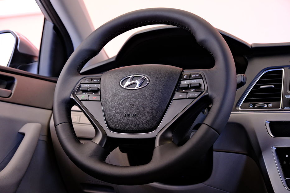 Продам Hyundai Sonata 2015 года в Одессе