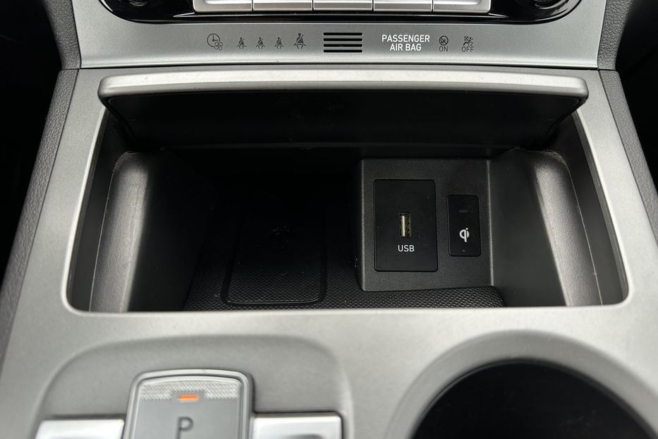 Продам Hyundai Kona 64кВтСліпізониПдгрівсиднькерма 2022 года в Львове