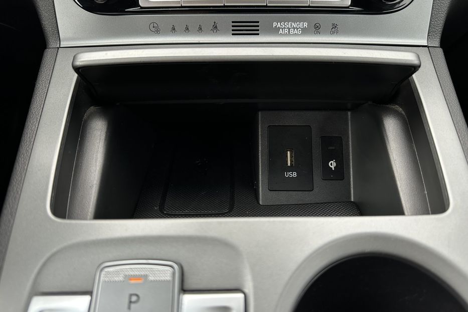 Продам Hyundai Kona 64кВтСліпізониПдгрівсиднькерма 2022 года в Львове