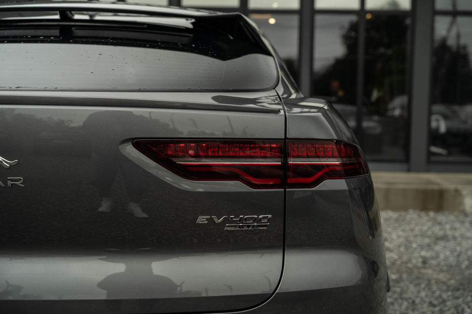 Продам Jaguar E-Pace SE 2019 года в Черновцах