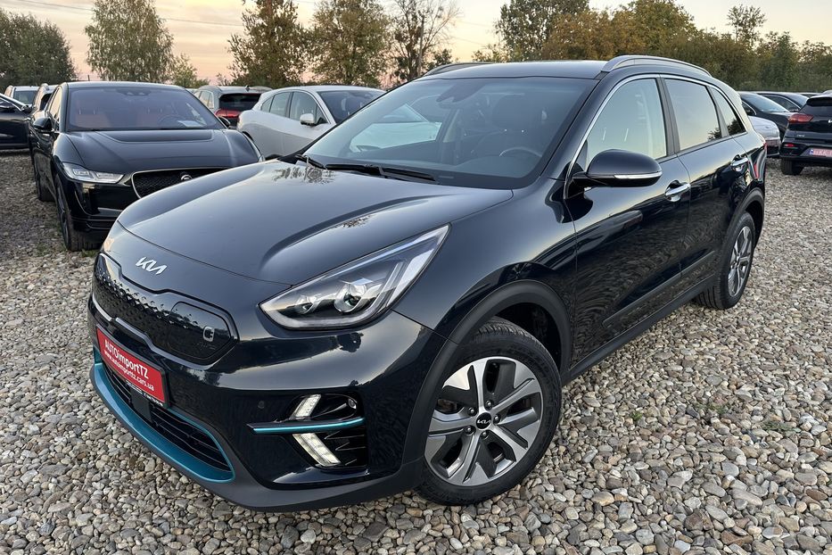 Продам Kia Niro 64 кВт Макс. комплектація  2022 года в Львове
