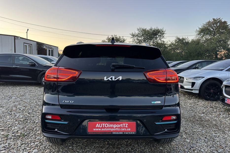 Продам Kia Niro 64 кВт Макс. комплектація  2022 года в Львове