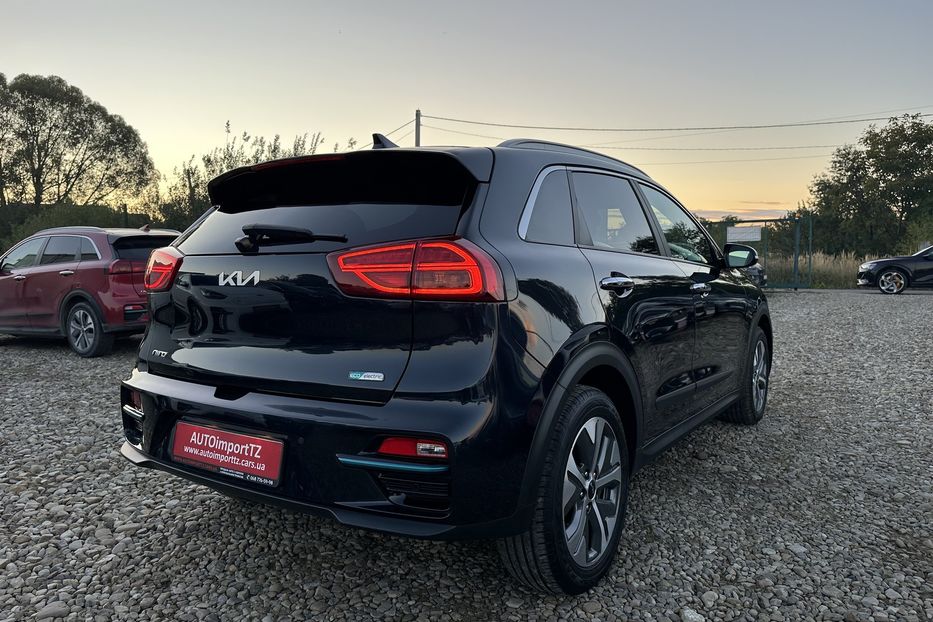 Продам Kia Niro 64 кВт Макс. комплектація  2022 года в Львове
