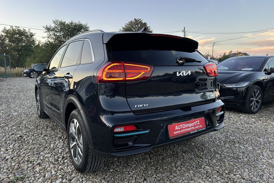 Продам Kia Niro 64 кВт Макс. комплектація  2022 года в Львове