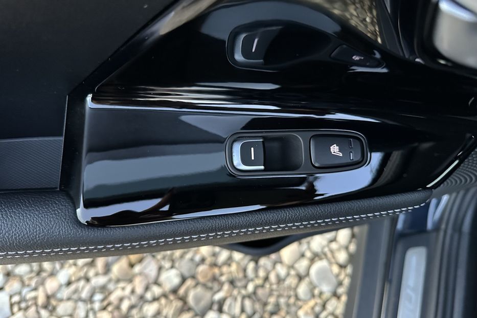 Продам Kia Niro 64 кВт Макс. комплектація  2022 года в Львове