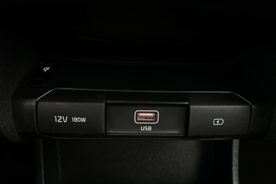 Продам Kia Niro 64 кВт Макс. комплектація  2022 года в Львове