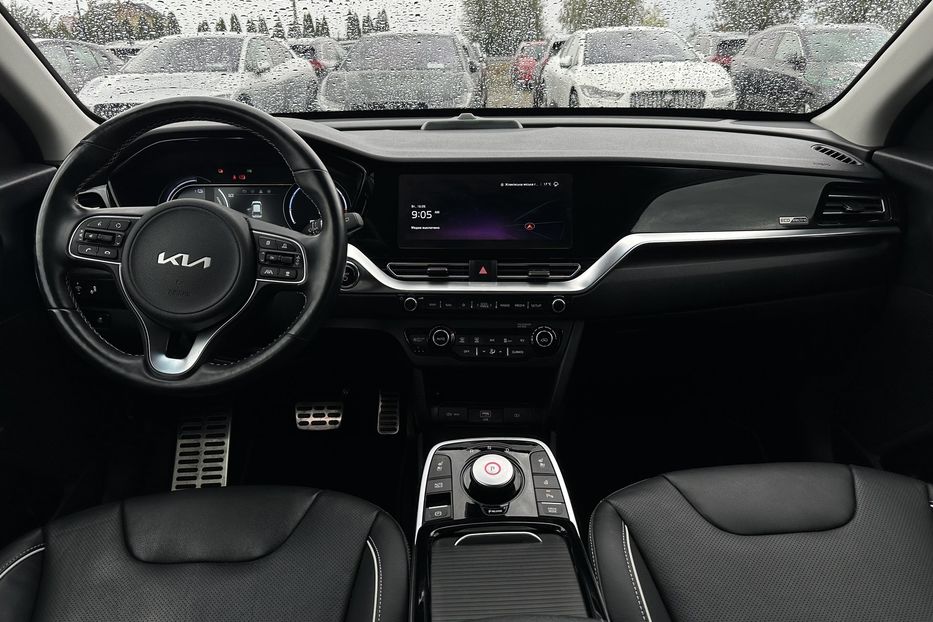 Продам Kia Niro 64 кВт Макс. комплектація  2022 года в Львове