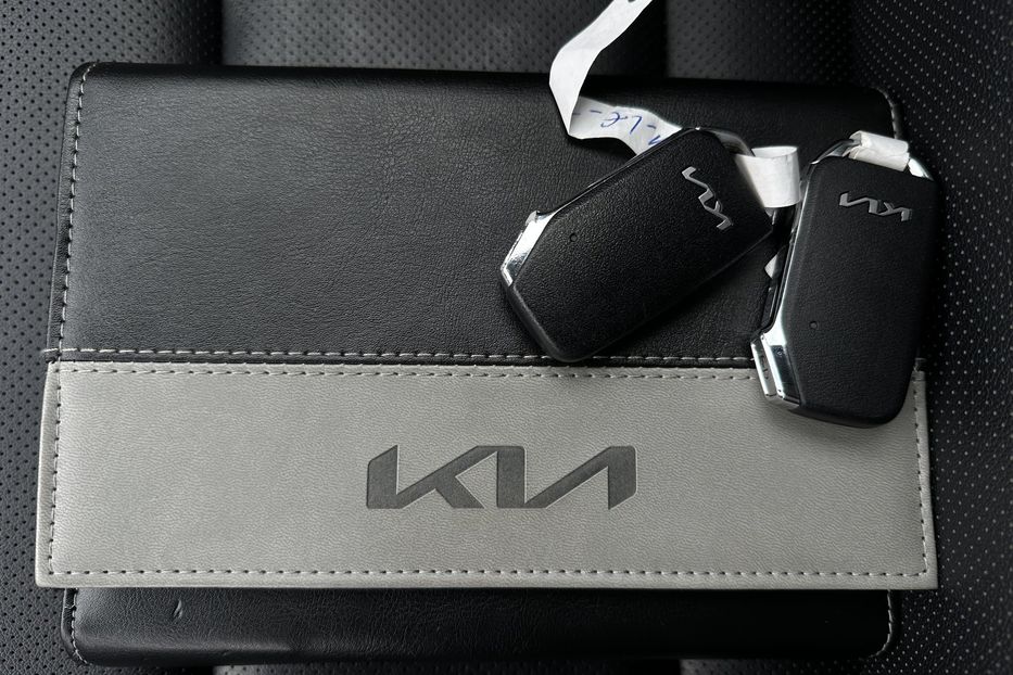 Продам Kia Niro 64 кВт Макс. комплектація  2022 года в Львове