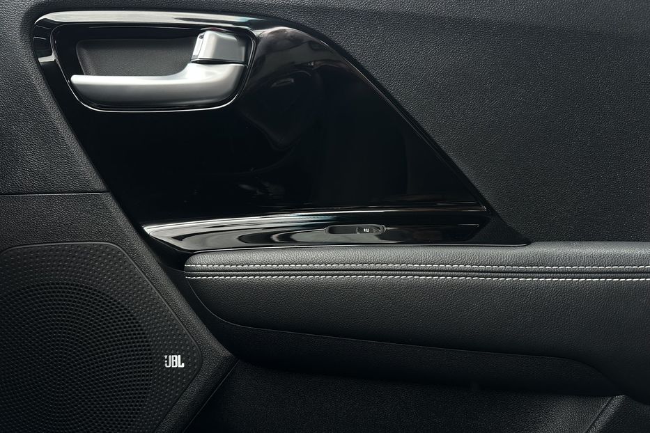 Продам Kia Niro 64 кВт Макс. комплектація  2022 года в Львове
