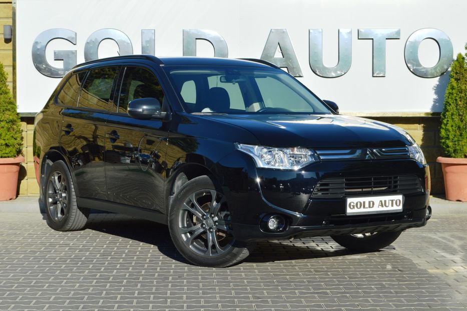 Продам Mitsubishi Outlander 2013 года в Одессе
