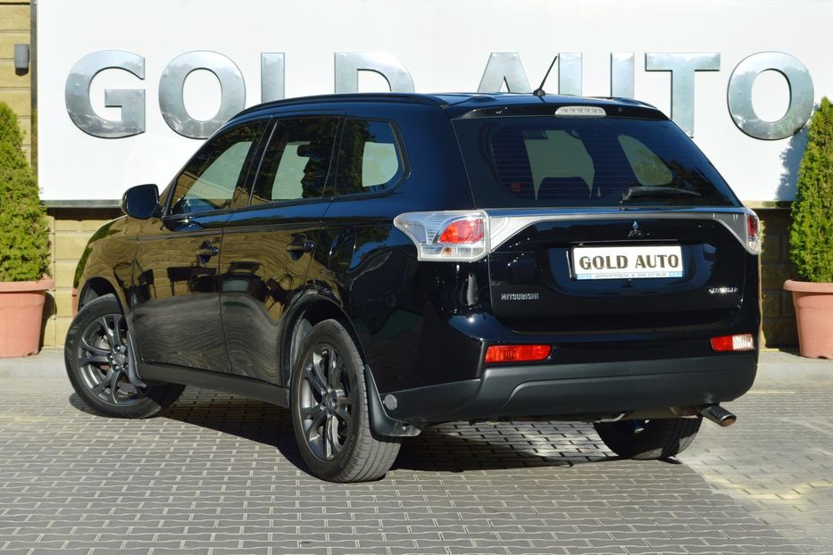 Продам Mitsubishi Outlander 2013 года в Одессе