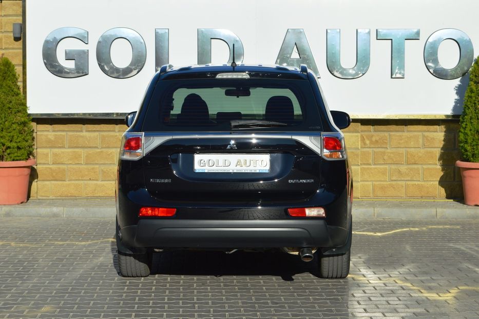 Продам Mitsubishi Outlander 2013 года в Одессе