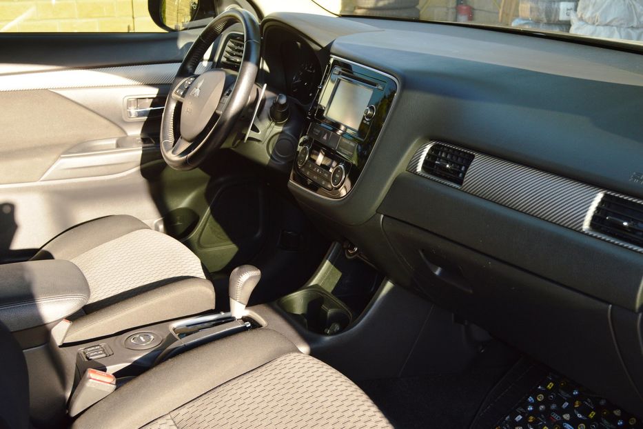 Продам Mitsubishi Outlander 2013 года в Одессе