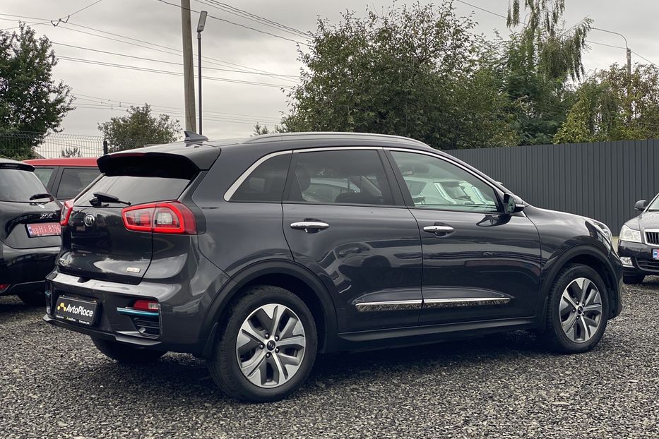 Продам Kia Niro 2018 года в Луцке
