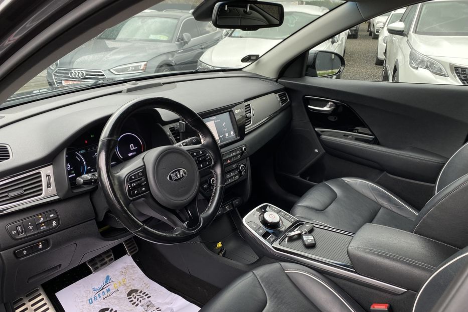 Продам Kia Niro 2018 года в Луцке