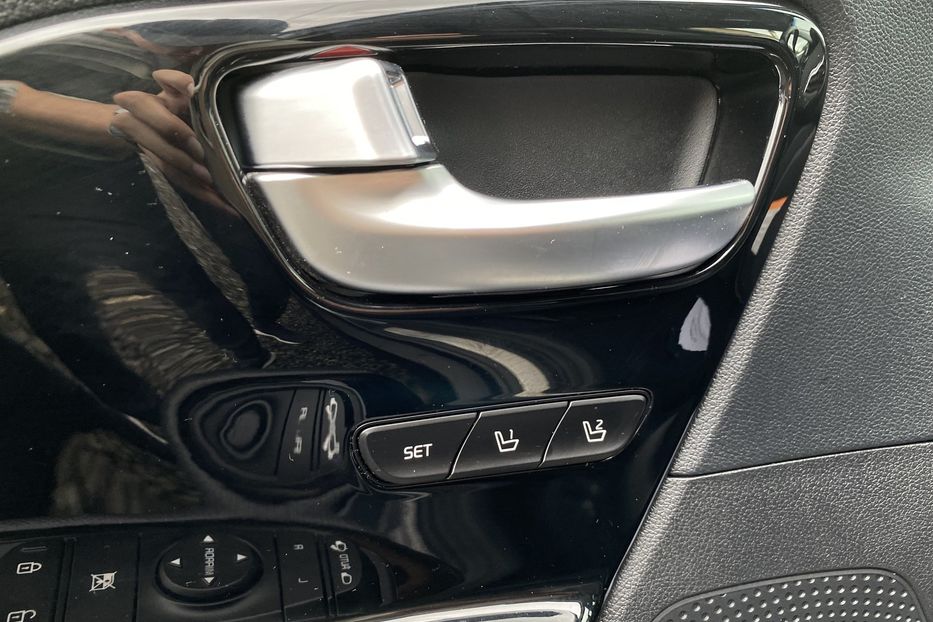 Продам Kia Niro 2018 года в Луцке