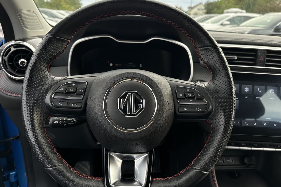 Продам MG 3 ZS EV 72 kWh 130 кВт 2022 года в Львове