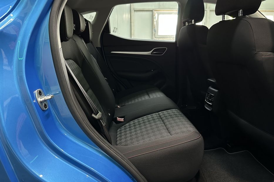 Продам MG 3 ZS EV 72 kWh 130 кВт 2022 года в Львове