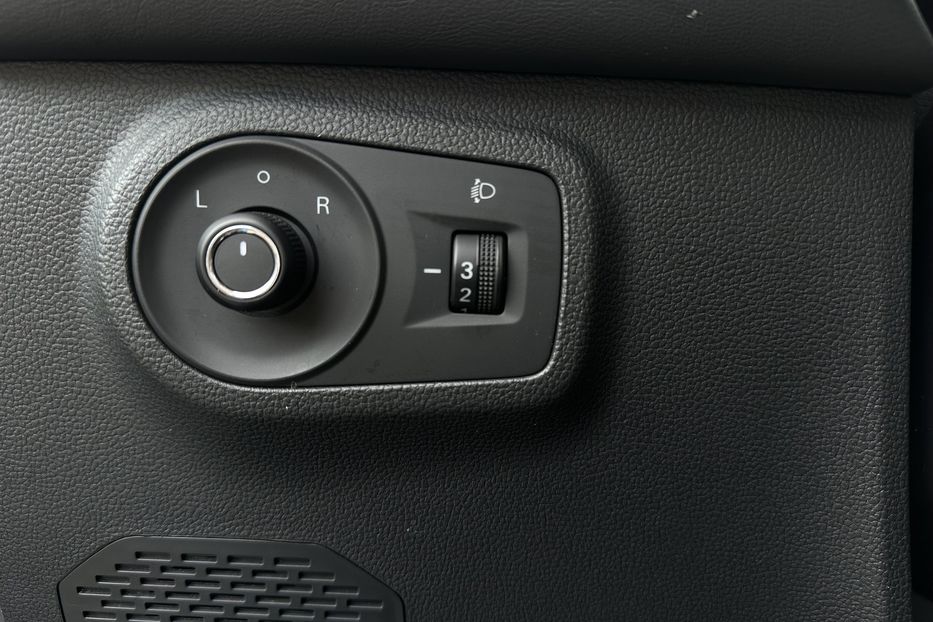 Продам MG 3 ZS EV 72 kWh 130 кВт 2022 года в Львове