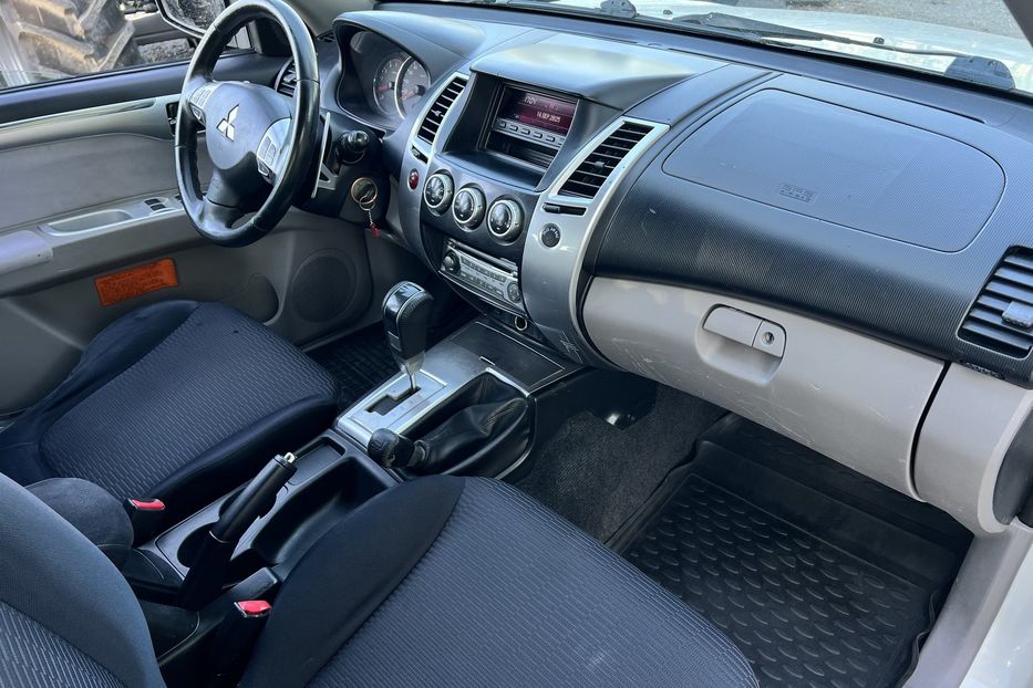 Продам Mitsubishi Pajero COMIS 2011 года в г. Умань, Черкасская область