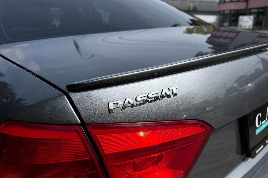 Продам Volkswagen Passat B7 2015 года в Черновцах