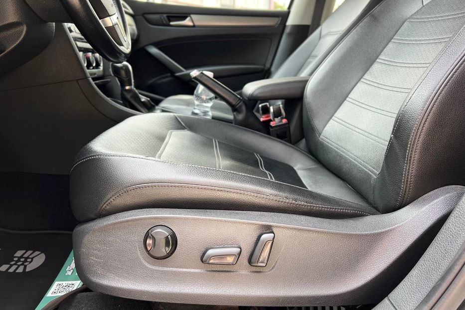 Продам Volkswagen Passat B7 2015 года в Черновцах