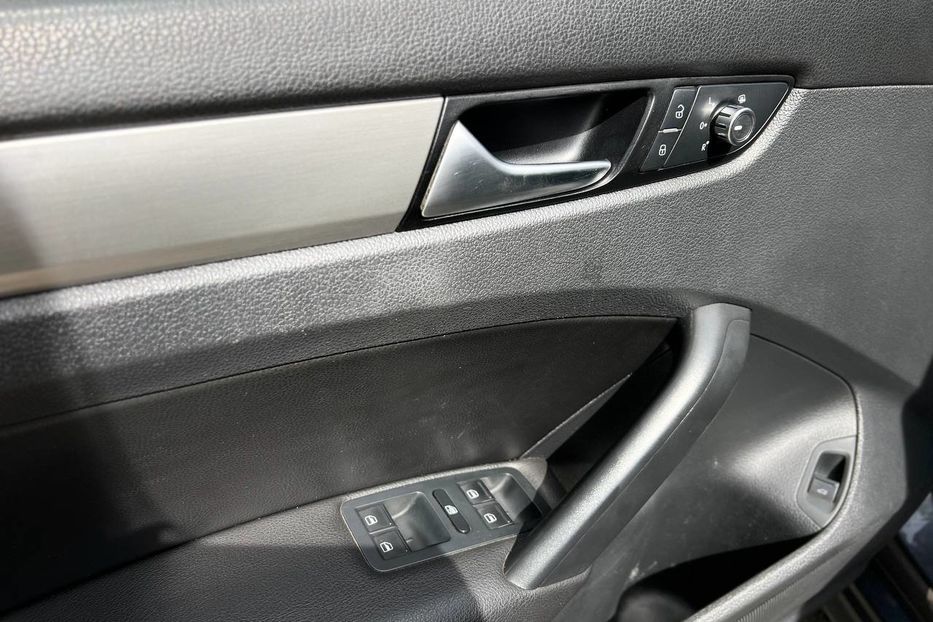 Продам Volkswagen Passat B7 2015 года в Черновцах
