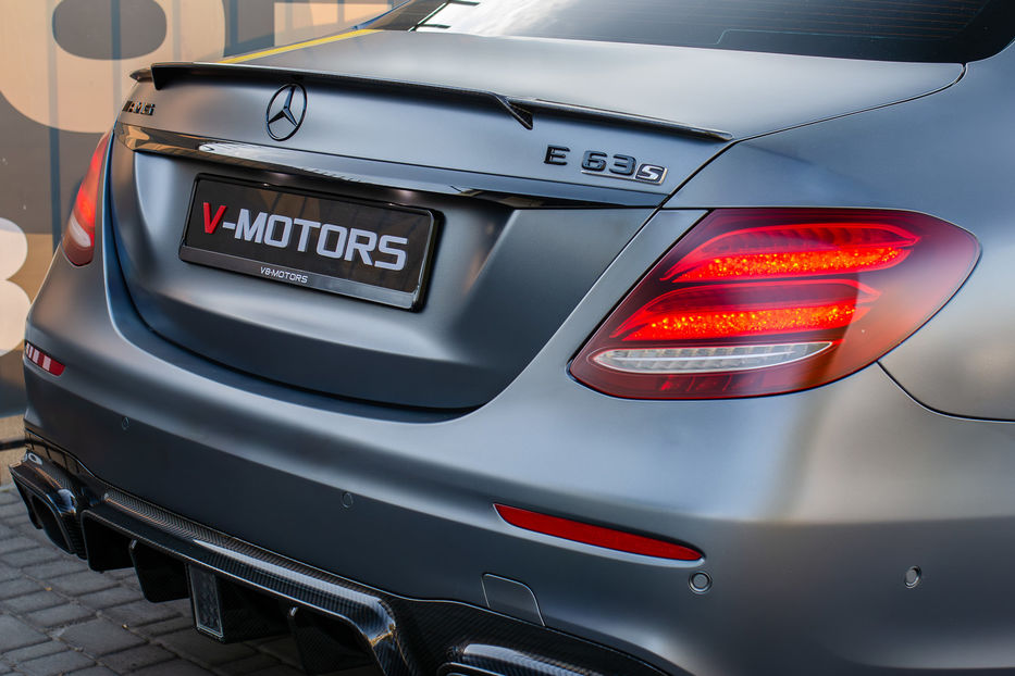 Продам Mercedes-Benz E-Class 63S AMG 4Matic+ 2018 года в Киеве