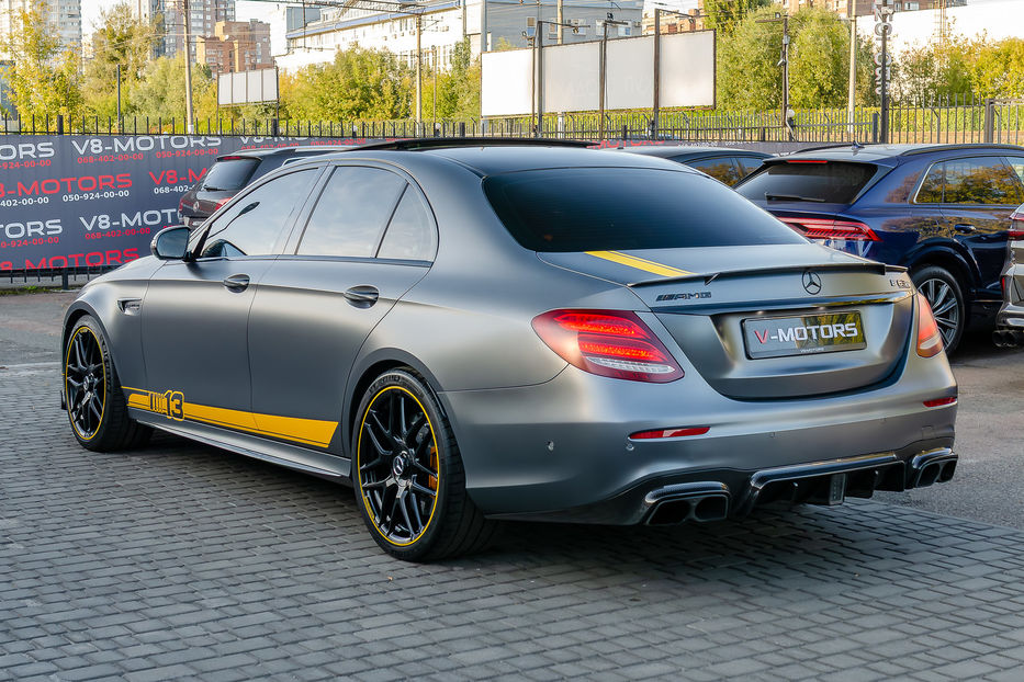 Продам Mercedes-Benz E-Class 63S AMG 4Matic+ 2018 года в Киеве