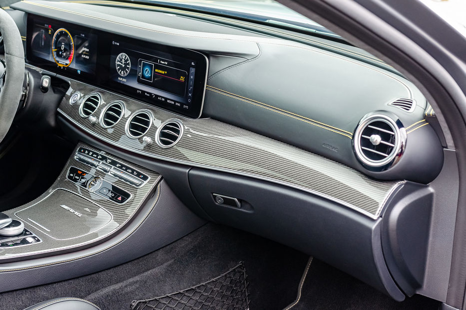Продам Mercedes-Benz E-Class 63S AMG 4Matic+ 2018 года в Киеве