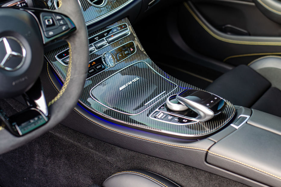 Продам Mercedes-Benz E-Class 63S AMG 4Matic+ 2018 года в Киеве