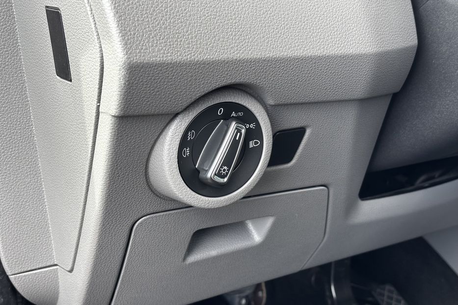 Продам Volkswagen Caravella HIGHLINE 2020 года в Львове