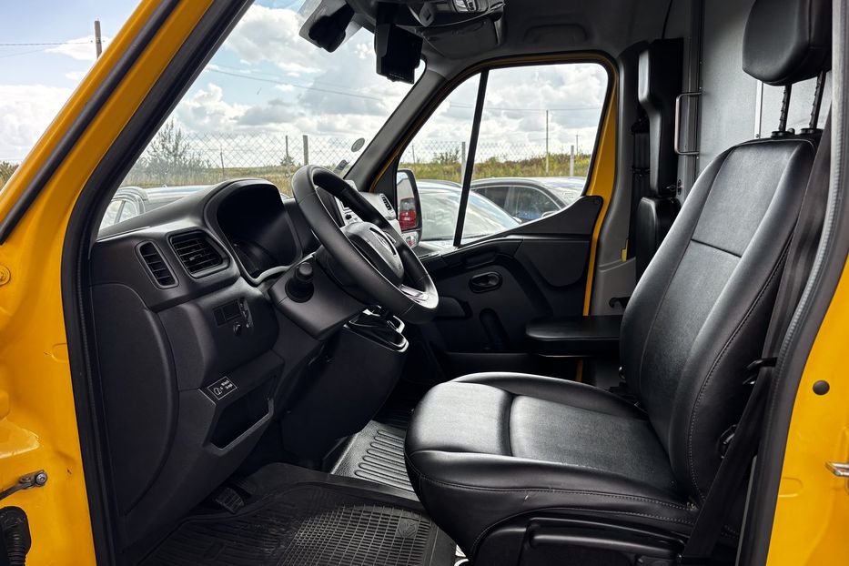 Продам Renault Master груз. 40 квт 2020 года в Львове
