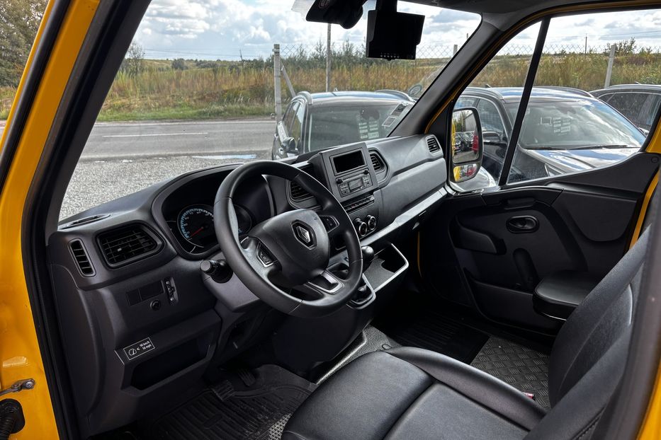 Продам Renault Master груз. 40 квт 2020 года в Львове