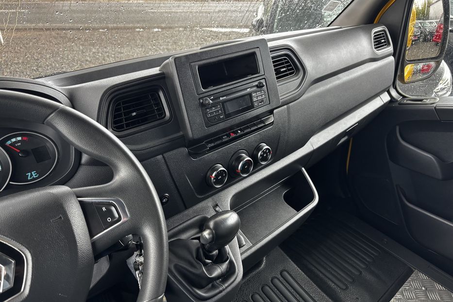 Продам Renault Master груз. 40 квт 2020 года в Львове