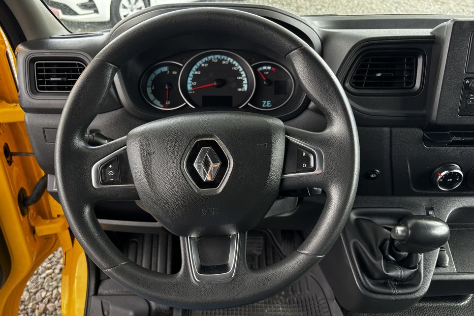 Продам Renault Master груз. 40 квт 2020 года в Львове