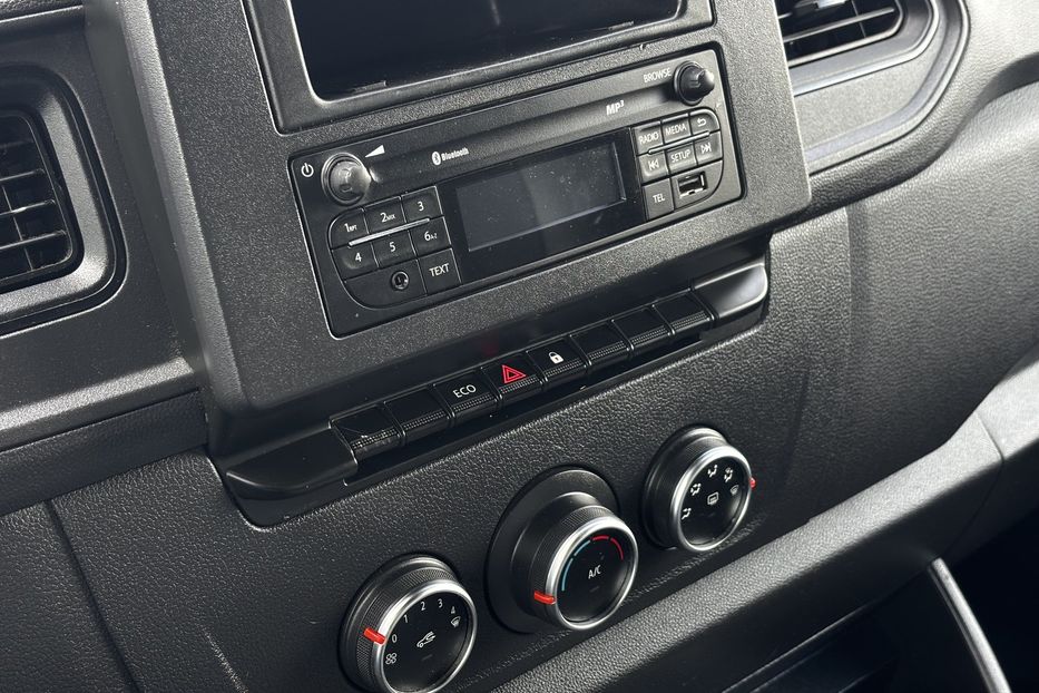 Продам Renault Master груз. 40 квт 2020 года в Львове