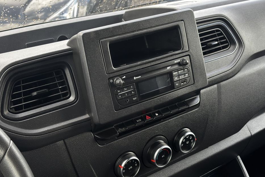 Продам Renault Master груз. 40 квт 2020 года в Львове