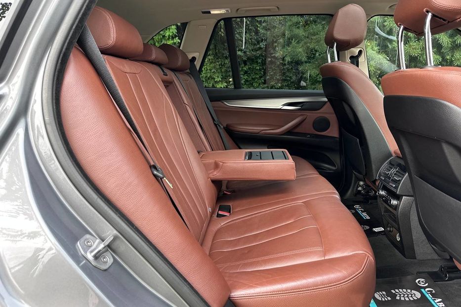 Продам BMW X5 XDrive 40e 2016 года в Черновцах