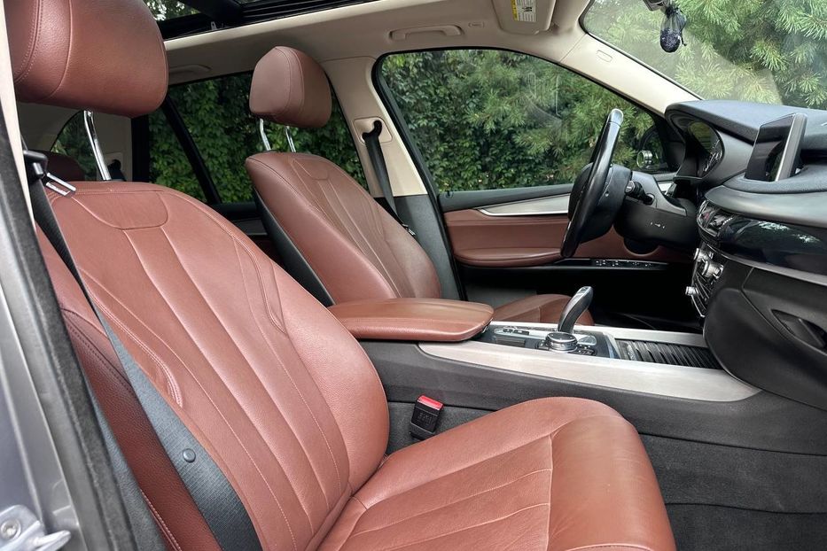 Продам BMW X5 XDrive 40e 2016 года в Черновцах