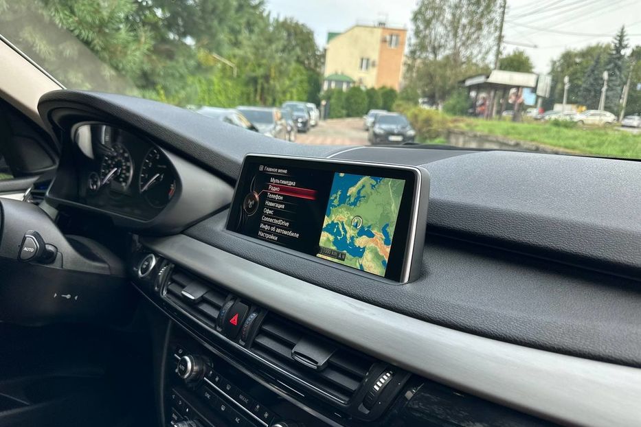 Продам BMW X5 XDrive 40e 2016 года в Черновцах