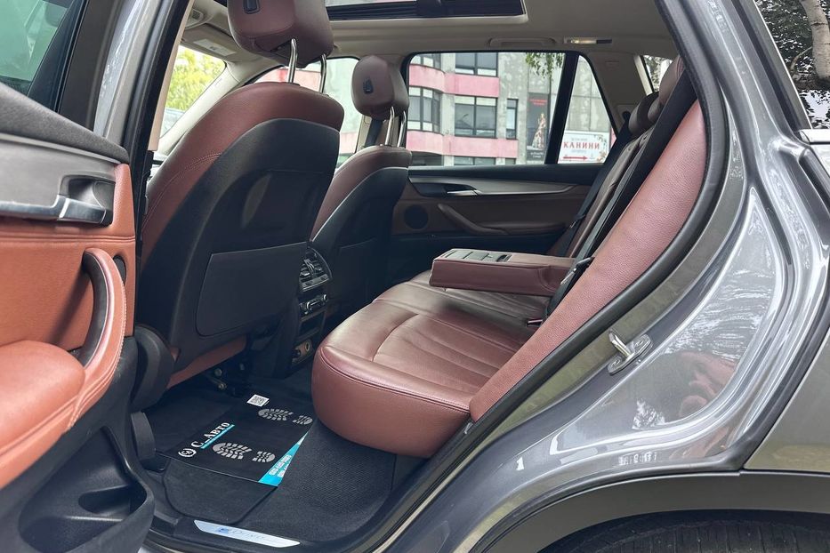 Продам BMW X5 XDrive 40e 2016 года в Черновцах