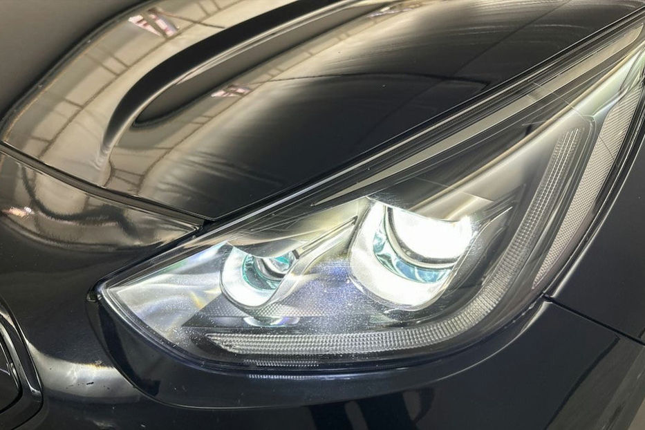 Продам Kia Niro 64 кВт авто в дорозі  2021 года в Львове