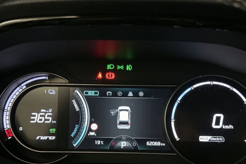 Продам Kia Niro 64 кВт авто в дорозі 2022 года в Львове