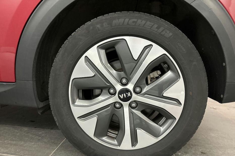 Продам Kia Niro 64 кВт авто в дорозі  2020 года в Львове