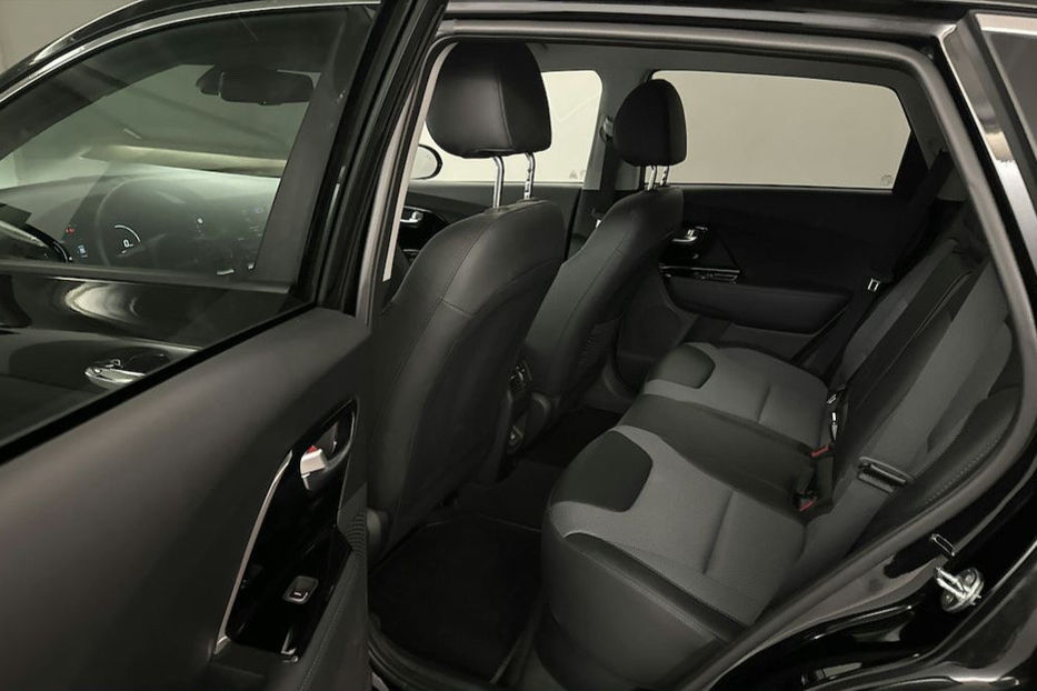 Продам Kia Niro 64 кВт авто в дорозі  2022 года в Львове