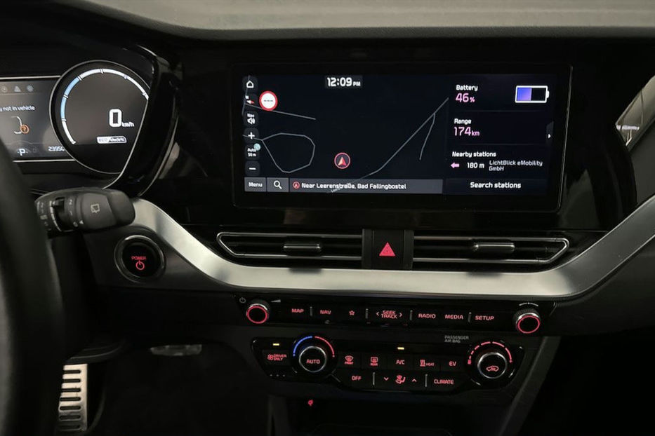 Продам Kia Niro 64 кВт авто в дорозі  2022 года в Львове