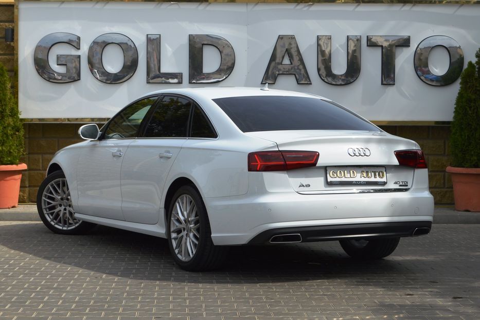 Продам Audi A6 2016 года в Одессе